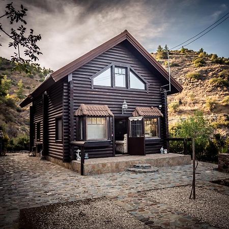 *2 Bdr Log House /Mountains/Queen Bed/Fireplace Gúri Kültér fotó