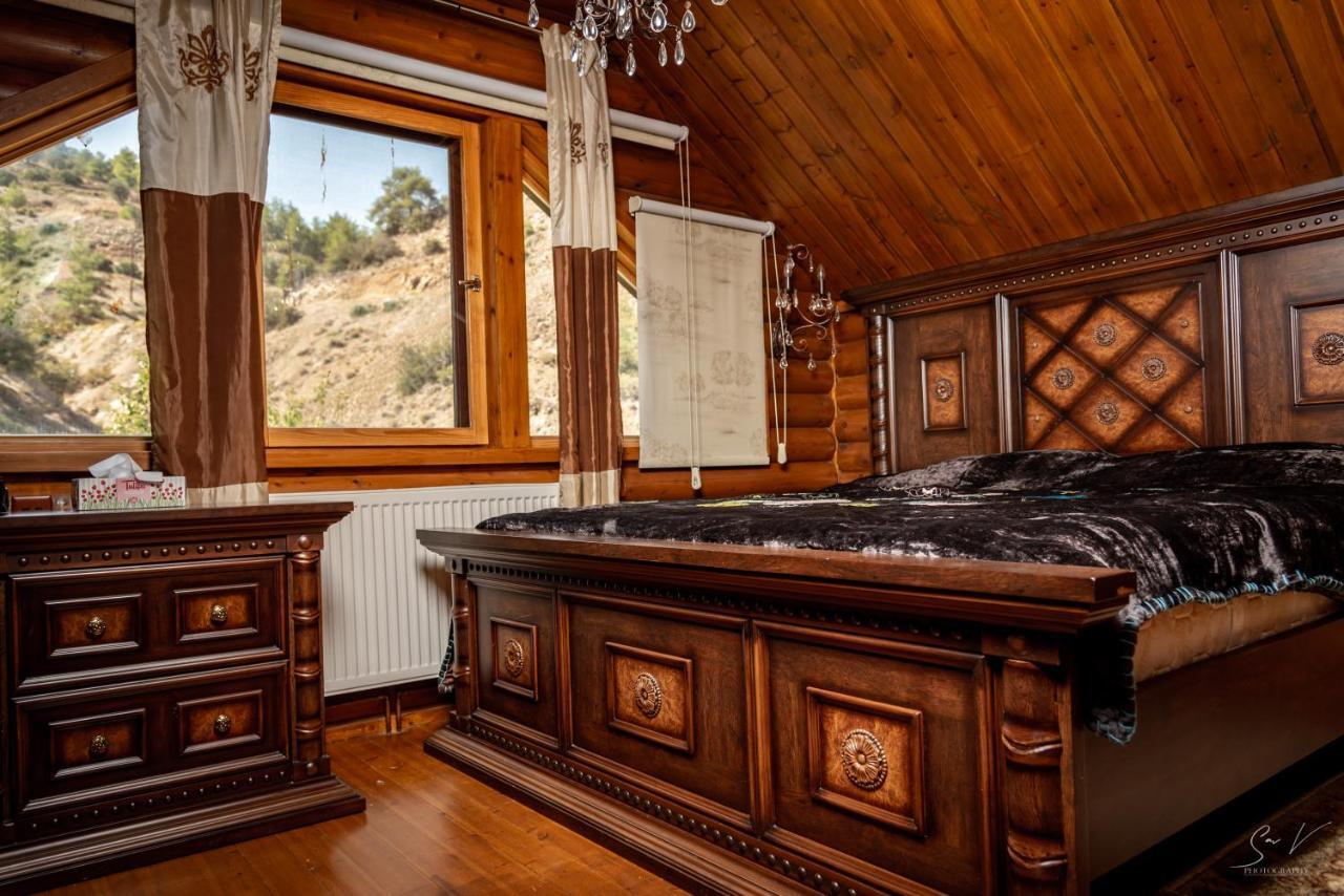 *2 Bdr Log House /Mountains/Queen Bed/Fireplace Gúri Kültér fotó