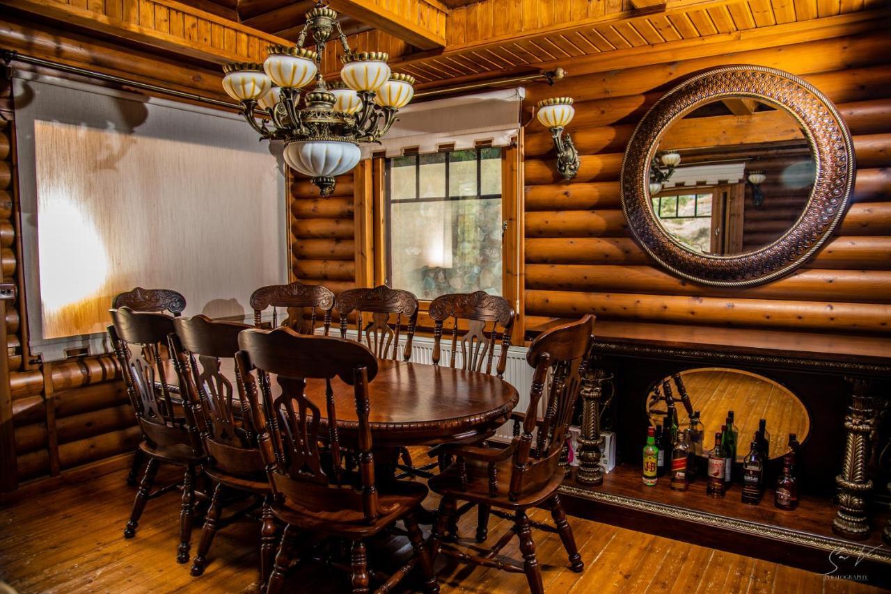 *2 Bdr Log House /Mountains/Queen Bed/Fireplace Gúri Kültér fotó